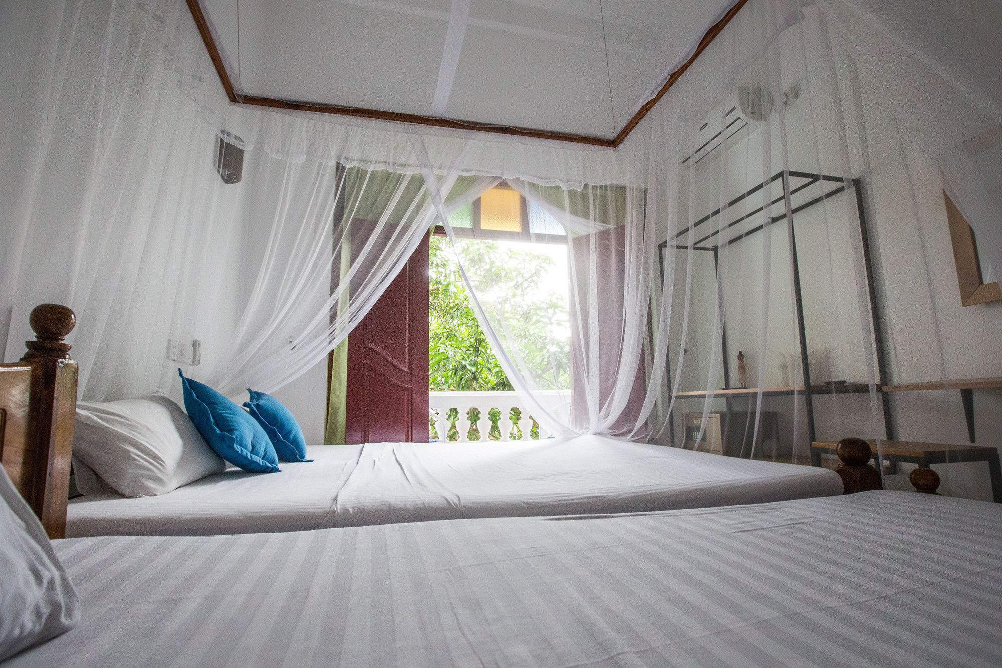 Neptune Story Resort Weligama Esterno foto